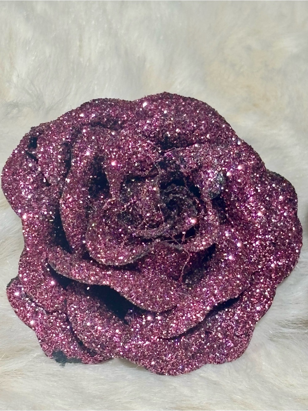 Vintage Glitter Rose Brooch Set - Picture 8 of 9